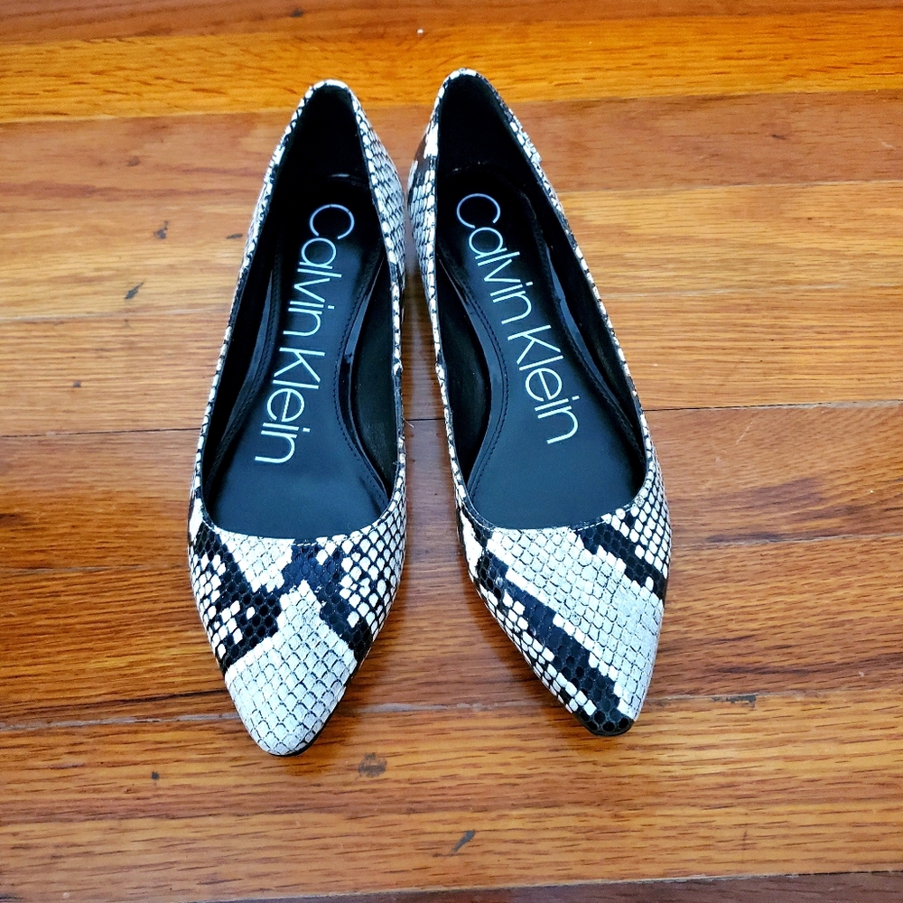 Snake print flats